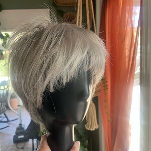 Tony of Beverly FIONA adjustable wig Minx